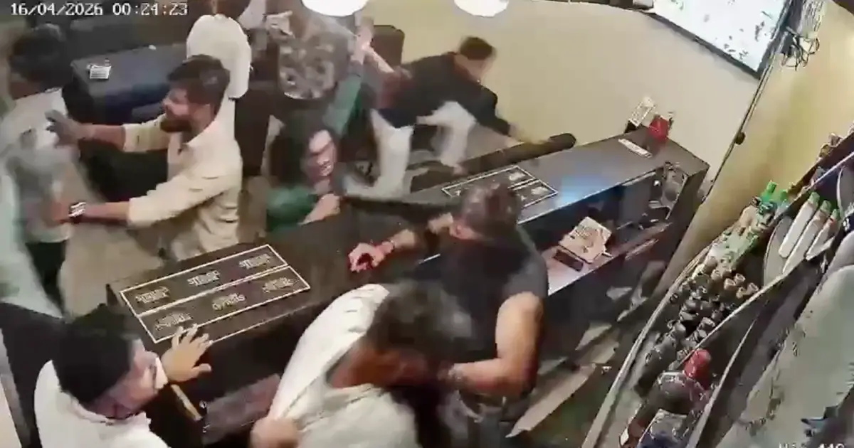 Violent fight in an Indian bar caught on security cameras